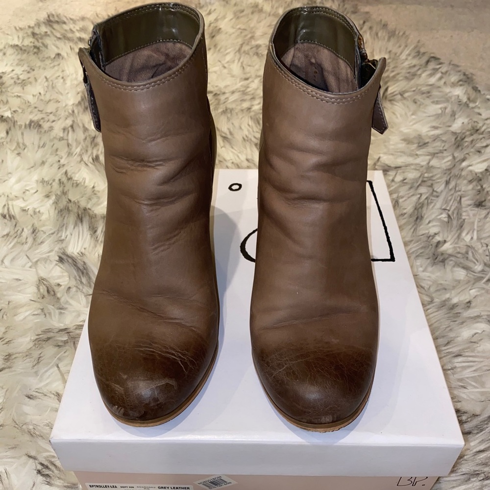 BP Trolley: Lea Grey Bootie